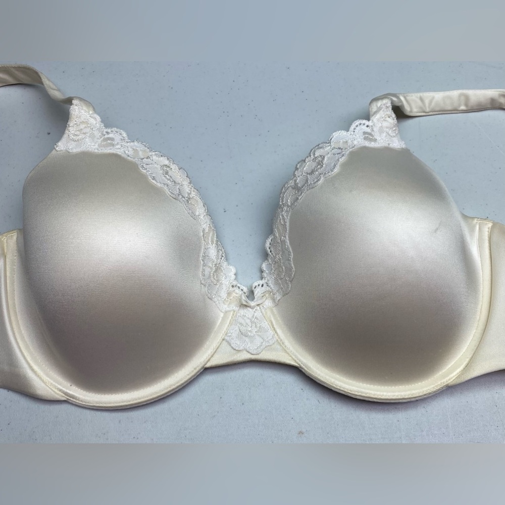 Maidenform WHT Lightly Lined Underwire, 38D *P1058